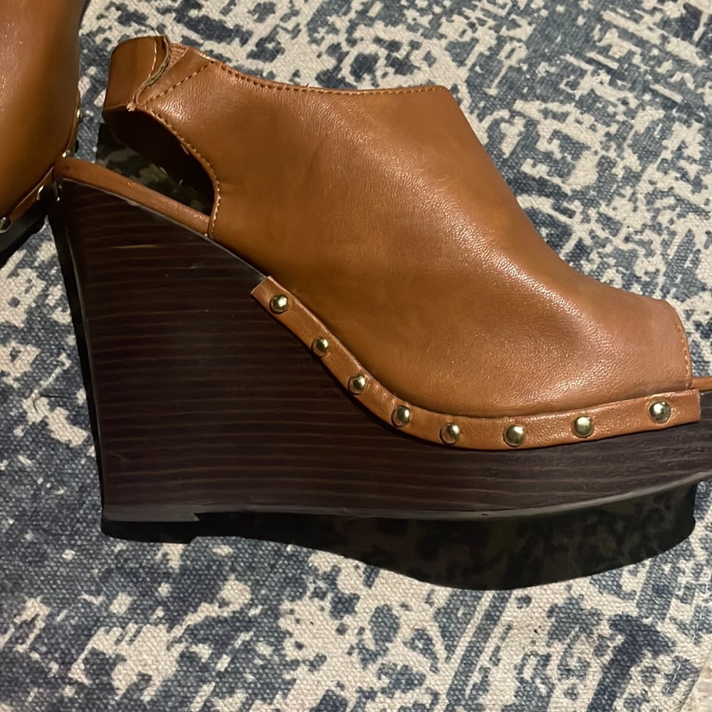 Camel 5” wedge heel